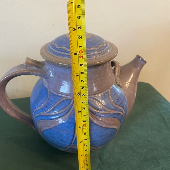 Larry Allen Signed Pottery - Picture 5 of 6